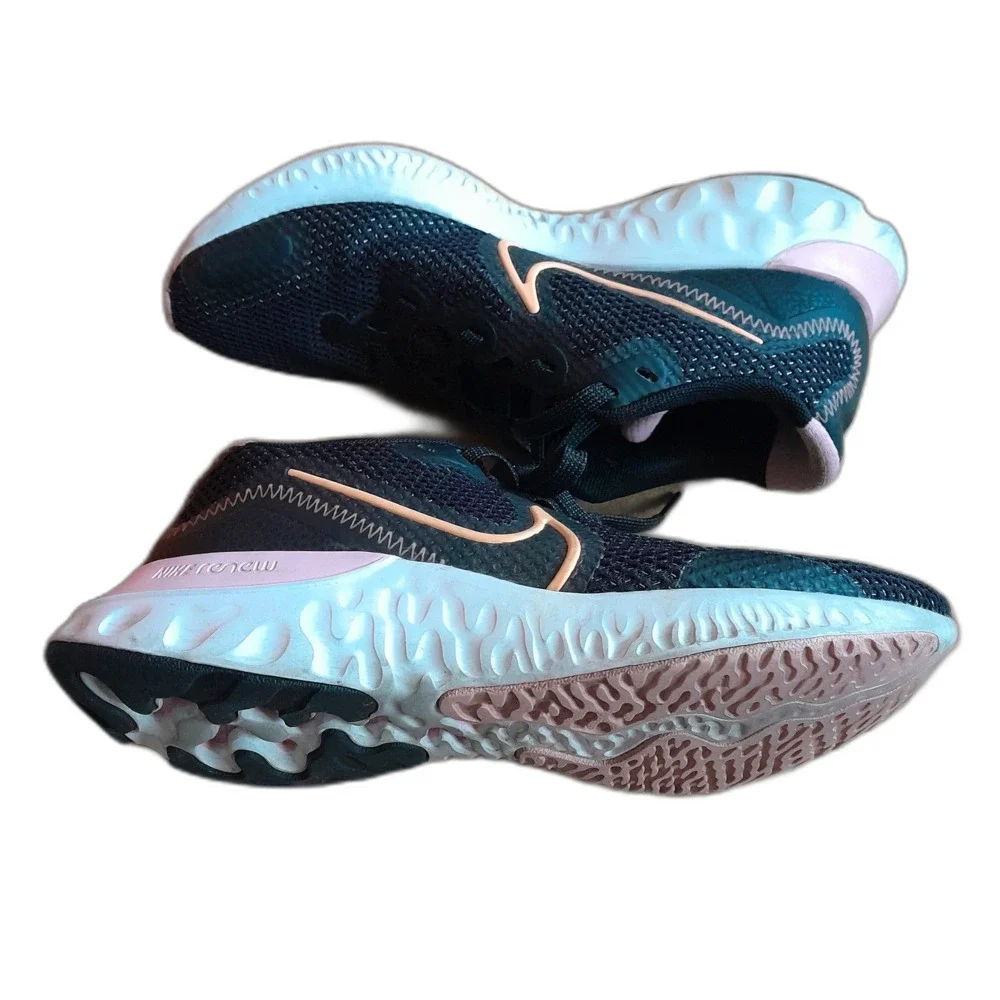 Nike Renew Run Women’s Size 6 Black  Athletic Running Shoes Sneakers CK6360-001